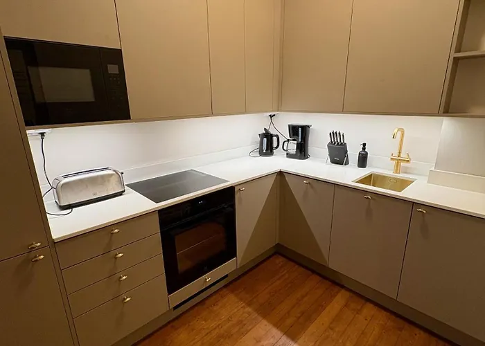 Brand New And Stylish Designer 2br - Prime Location Helsinki