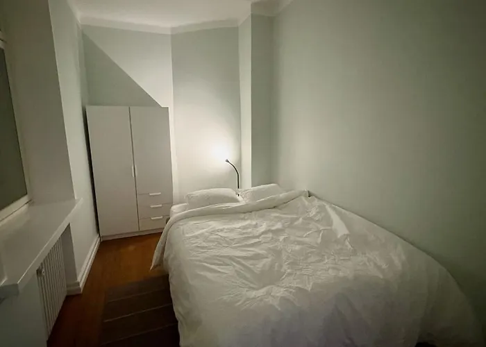 Brand New And Stylish Designer 2br - Prime Location Helsinky